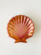 Load image into Gallery viewer, Chameleon Shell Dish
