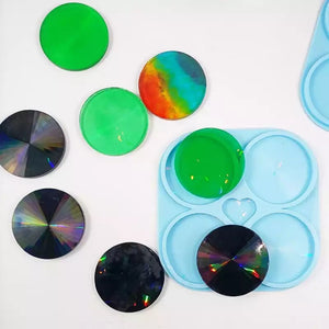 Holographic Moulds